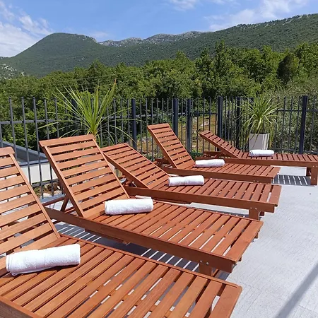 Holiday home Kuca Za Odmor Stina, *